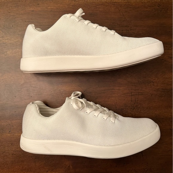 LNIB Atoms Model 000 - White - M11.5 - Picture 3 of 8